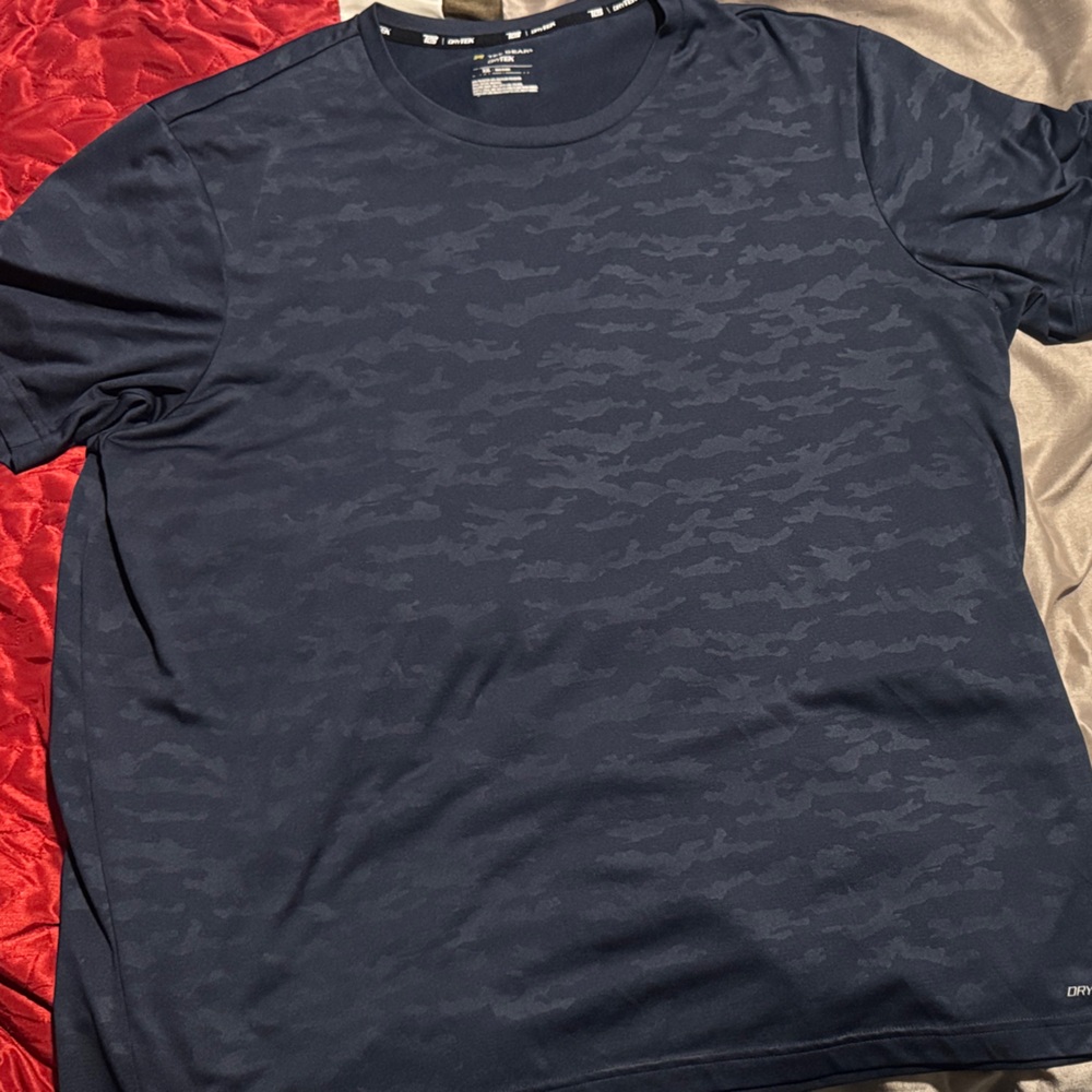 Tek Gear DryTek Men's Blue Camouflage Shirt